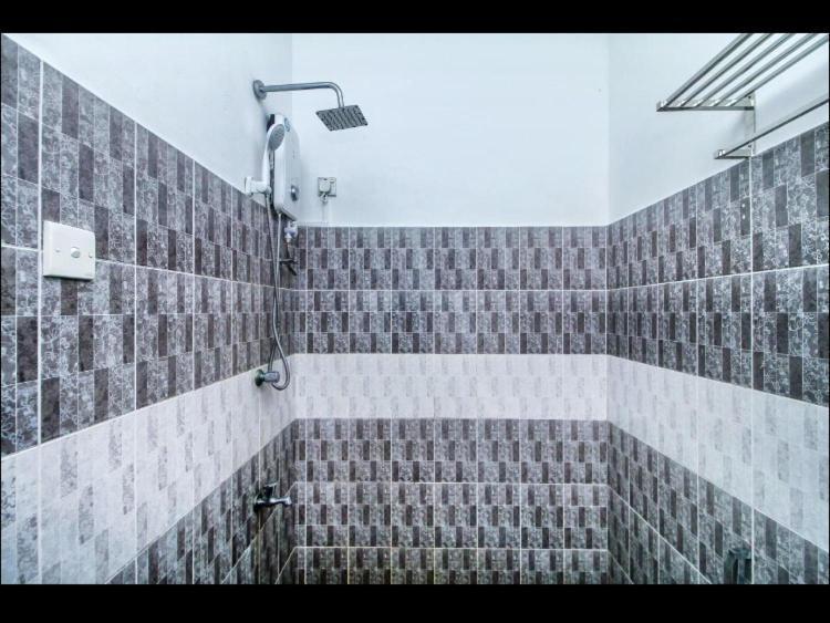 Oyo Motelvip Colombo Kültér fotó