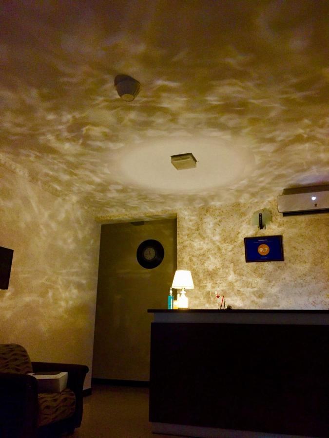 Oyo Motelvip Colombo Kültér fotó